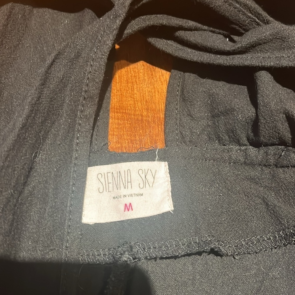 Sienna Sky Cotton Look Button Sleeveless Crop Jumpsuit Black Size M - Picture 8 of 9